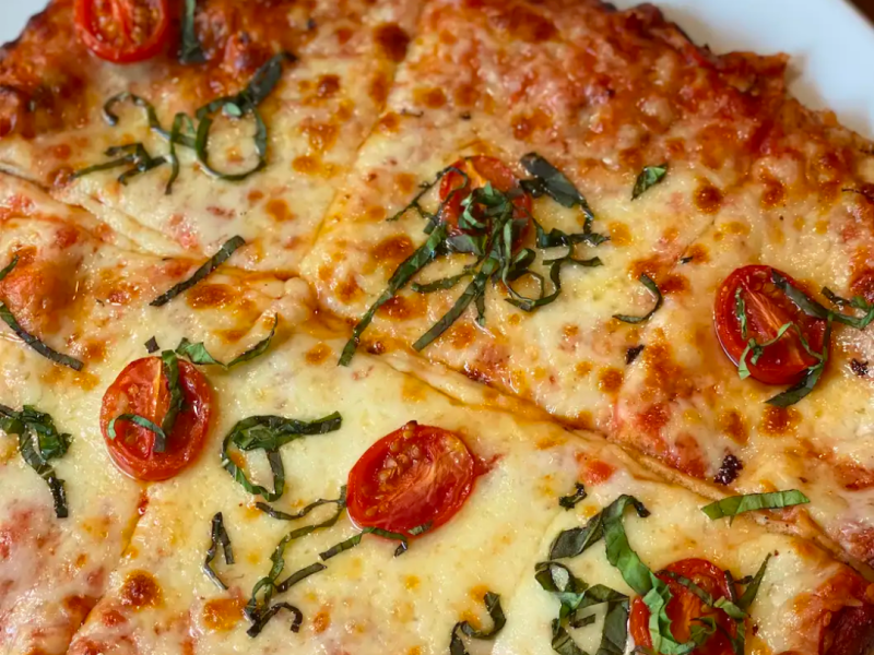 Traditional Margherita Flatbread